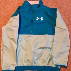 UA wind jacket